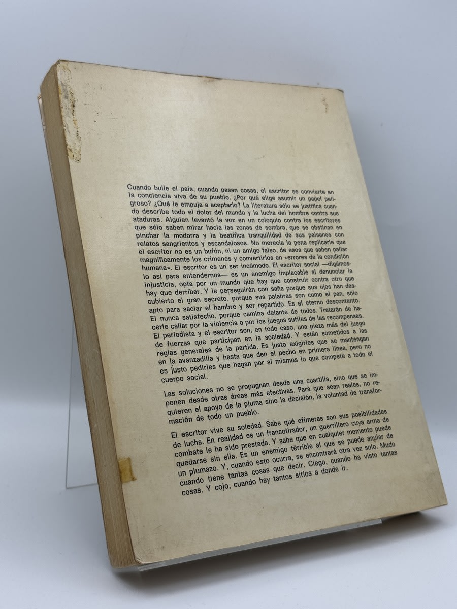 Foto 3 de De qué viven y por qué no mueren los españoles de Bayo, libro de segunda mano