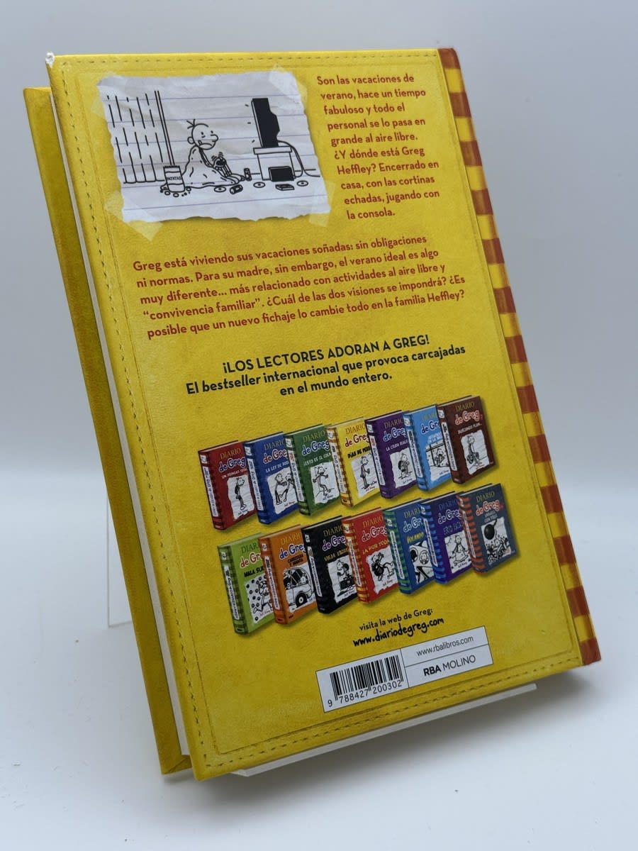 Foto 2 de Diario de Greg 4: Días de perros de Jeff Kinney, libro de segunda mano