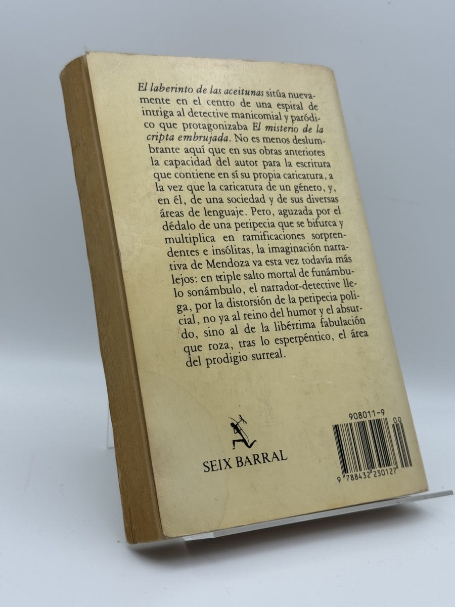 Foto 2 de El laberinto de las aceitunas de Eduardo Mendoza, libro de segunda mano