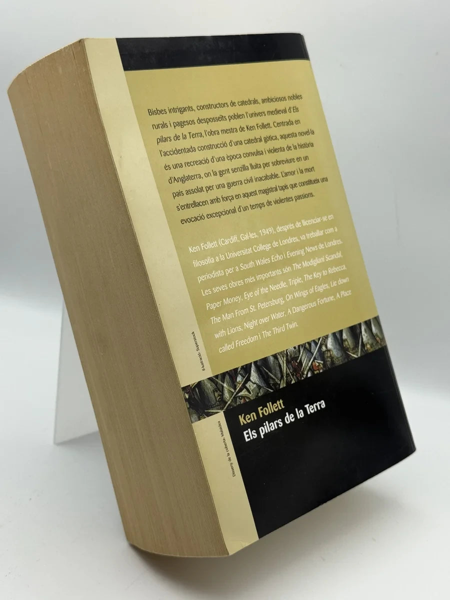 Foto 2 de Els pilars de la Terra de Ken Follett, libro de segunda mano