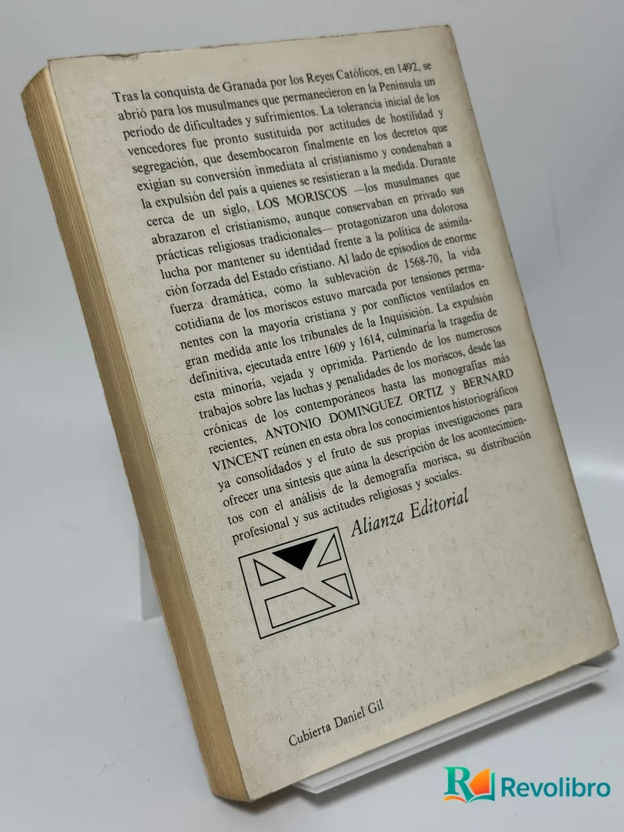 Foto 3 de Historia de los moriscos de Antonio Domínguez Ortiz, libro de segunda mano