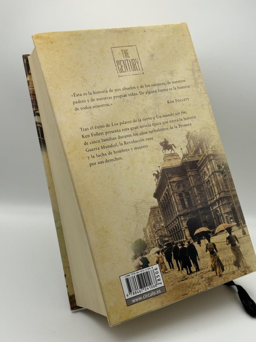 Foto 2 de La caída de los gigantes de Ken Follett, libro de segunda mano