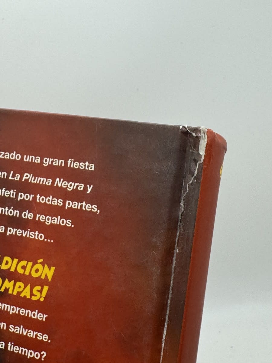 Foto 4 de Los Compas y la maldición de Mikecrack - Mikecrack, El Trollino y Timba Vk de Mikecrack, libro de segunda mano