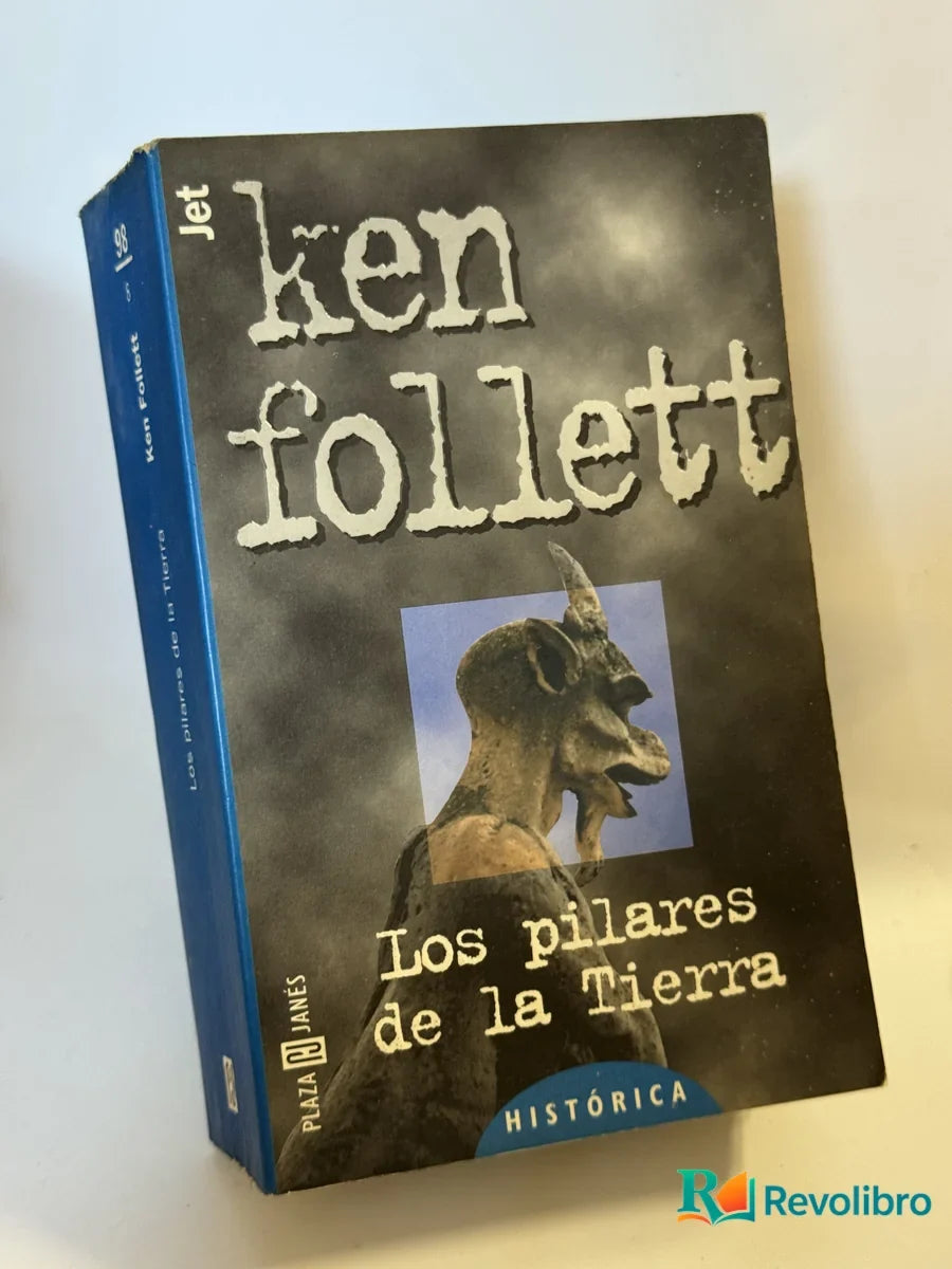 Portada de Los pilares de la Tierra de Ken Follett, libro de segunda mano