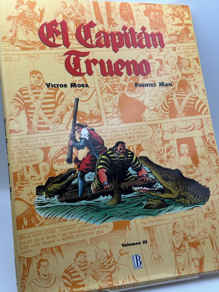 Foto 4 de Lote 3 volúmenes El Capitán Trueno - Francisco Fuentes Manuel, Víctor Mora de Francisco Fuentes Manuel, libro de segunda mano