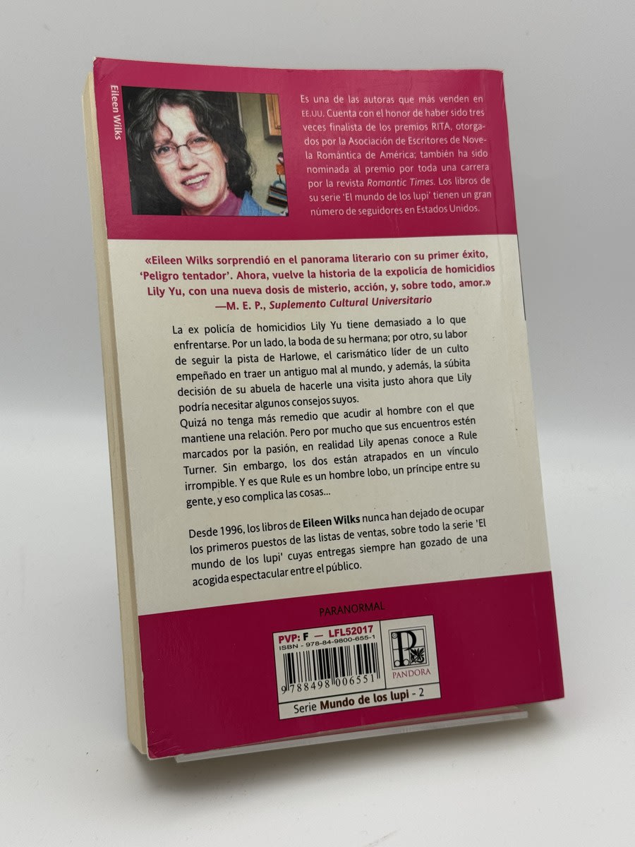 Foto 2 de Peligro mortal de Eileen Wilks, libro de segunda mano
