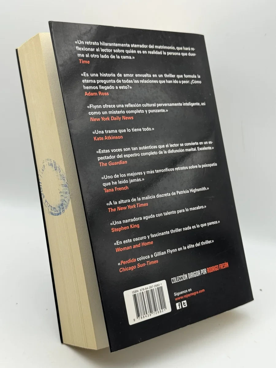 Foto 2 de Perdida de Gillian Flynn, libro de segunda mano