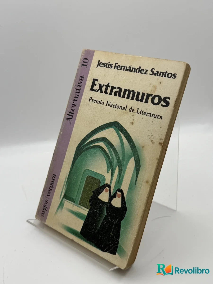 Portada de Extramuros de Jesús Fernández Santos, libro de segunda mano