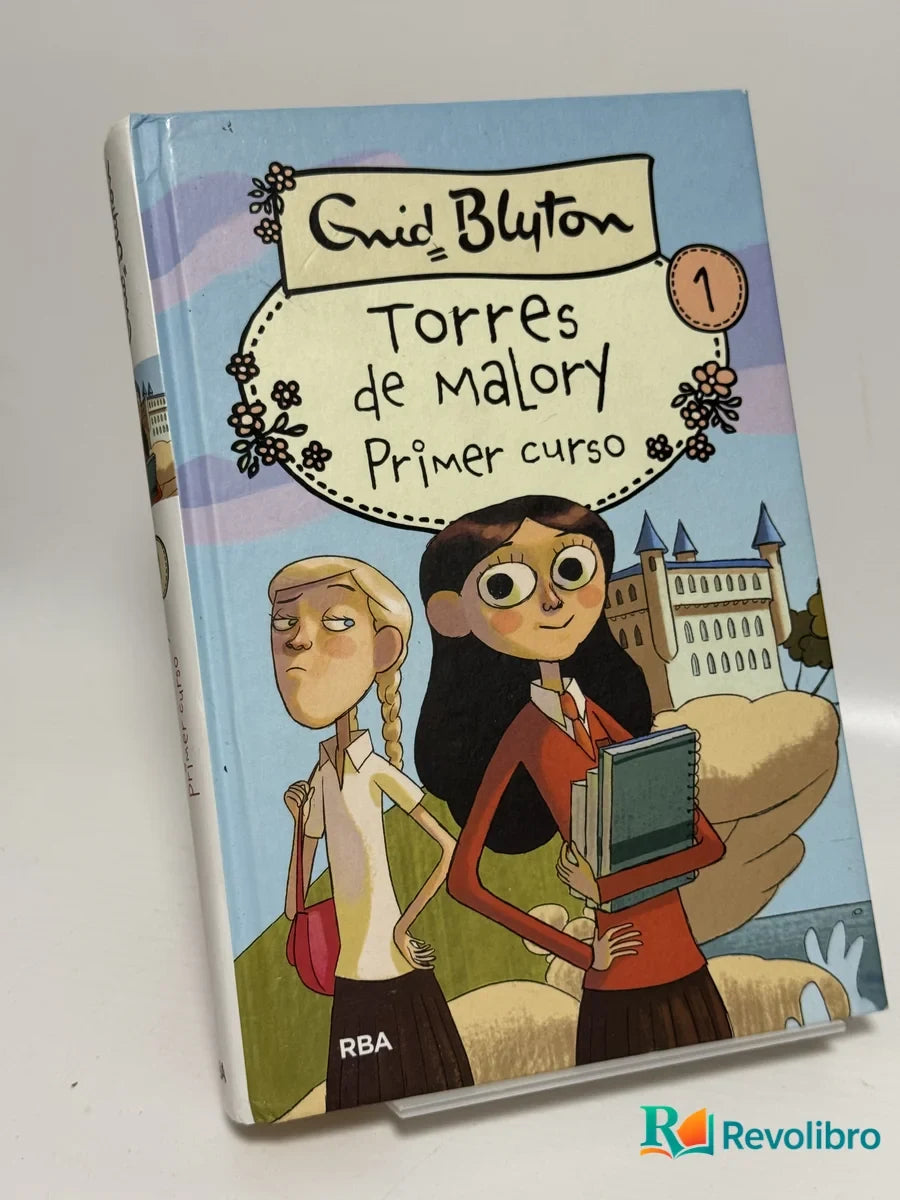 Portada de Primer curso en Torres de Malory de Enid Blyton, libro de segunda mano
