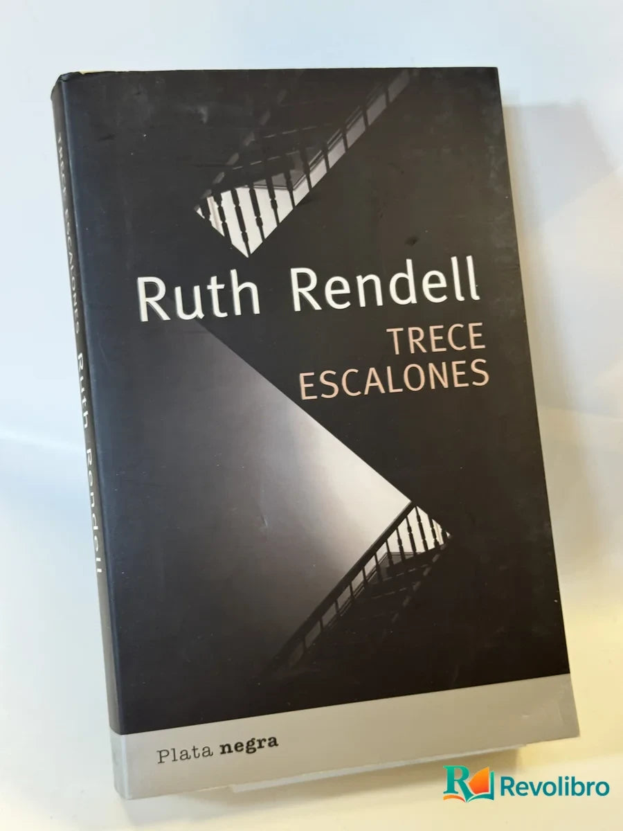 Portada de Trece escalones de Ruth Rendell, libro de segunda mano
