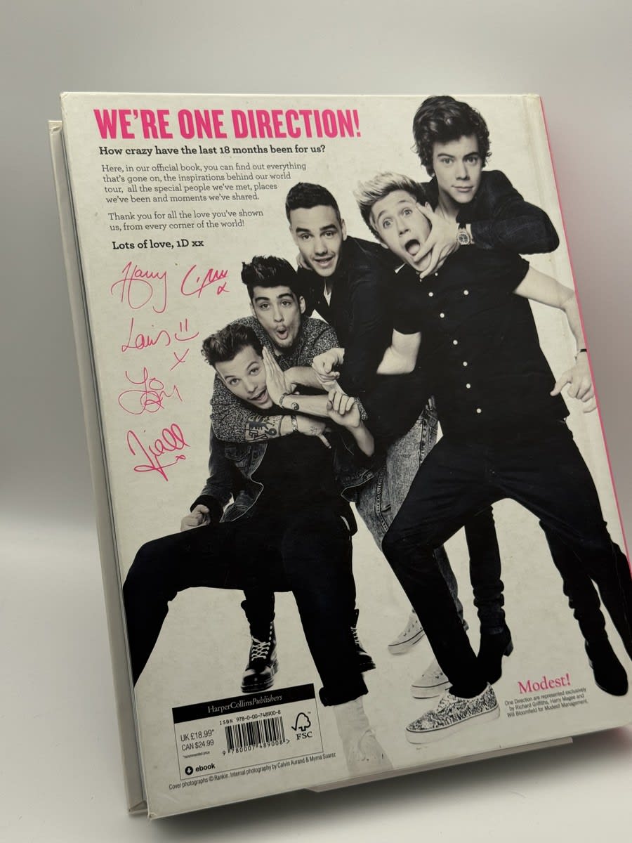 Foto 2 de Where We Are - One Direction de One Direction, libro de segunda mano