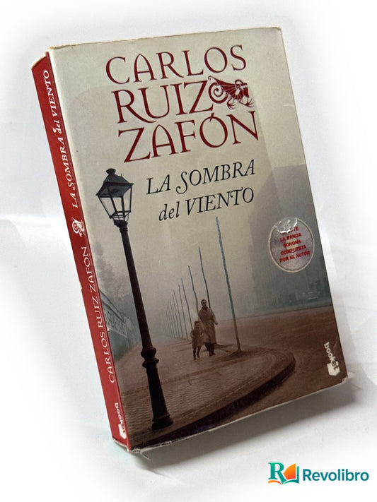 Portada de La sombra del viento de Carlos Ruiz Zafón, ejemplar de segunda mano en Revolibro
