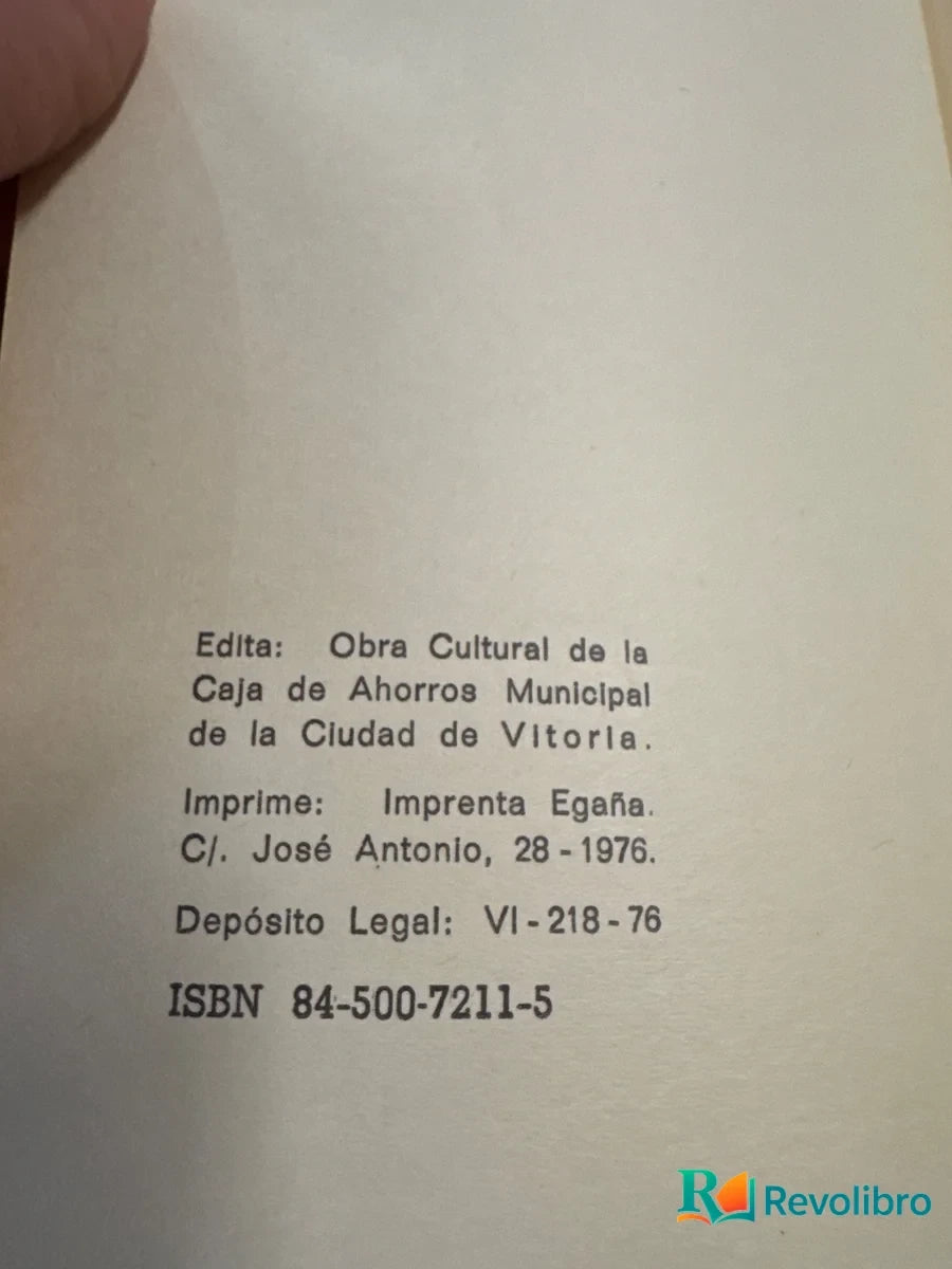 Foto 3 de Anecdotario secreto del viejo Vitoria de Alvaro Vidal-Abarca y Elío, libro de segunda mano