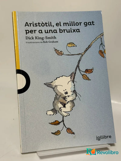 Aristòtil, el millor gat per a una bruixa