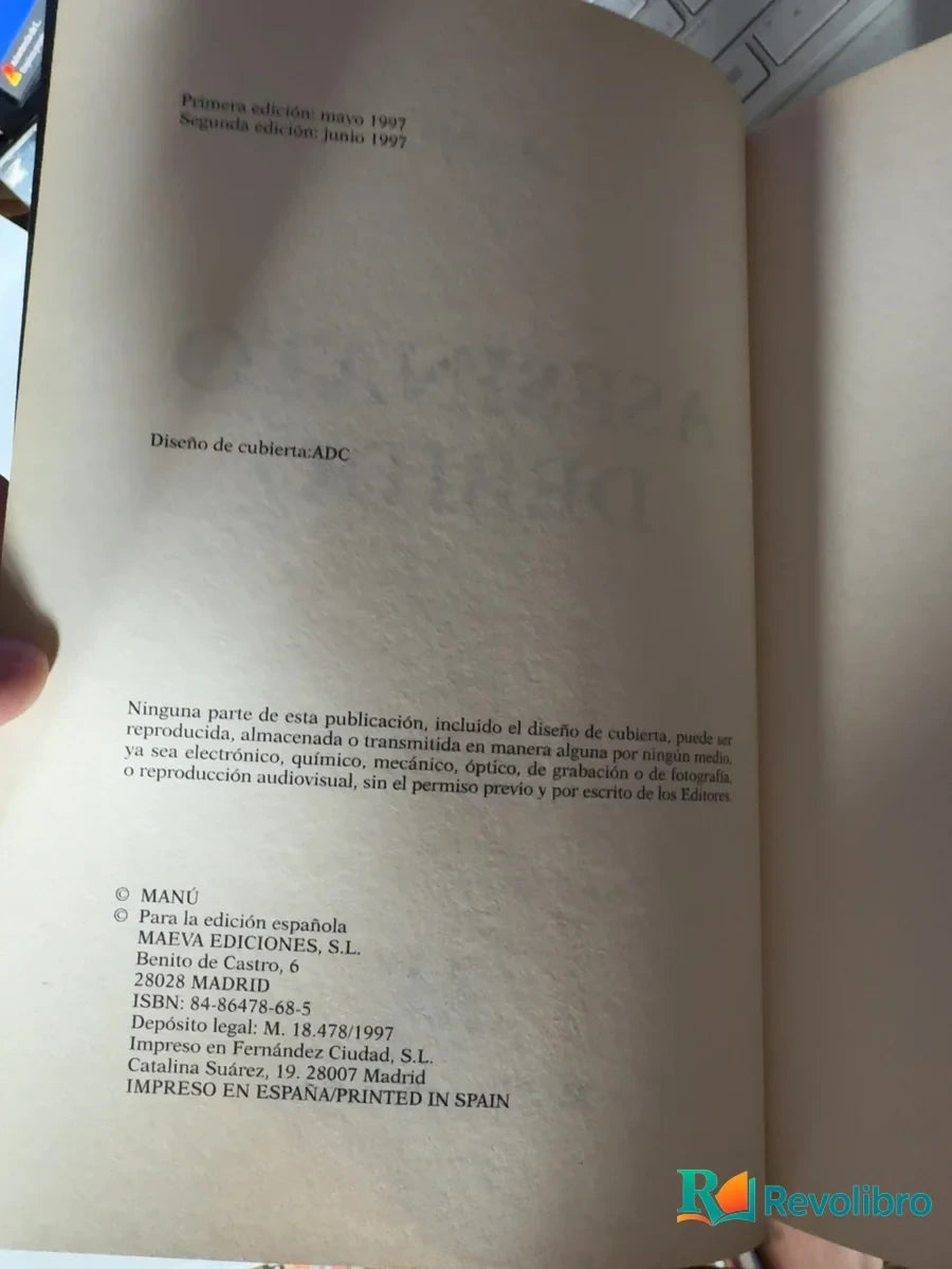Foto 3 de Asesinato debido de Manú, libro de segunda mano