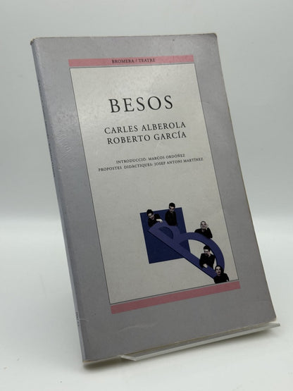 Portada de Besos - Carles Alberola de Carles Alberola, libro de segunda mano