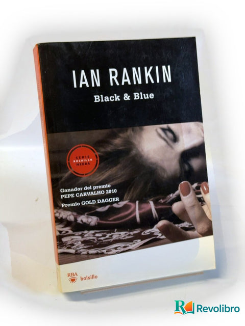 Black & Blue, libro de segunda mano