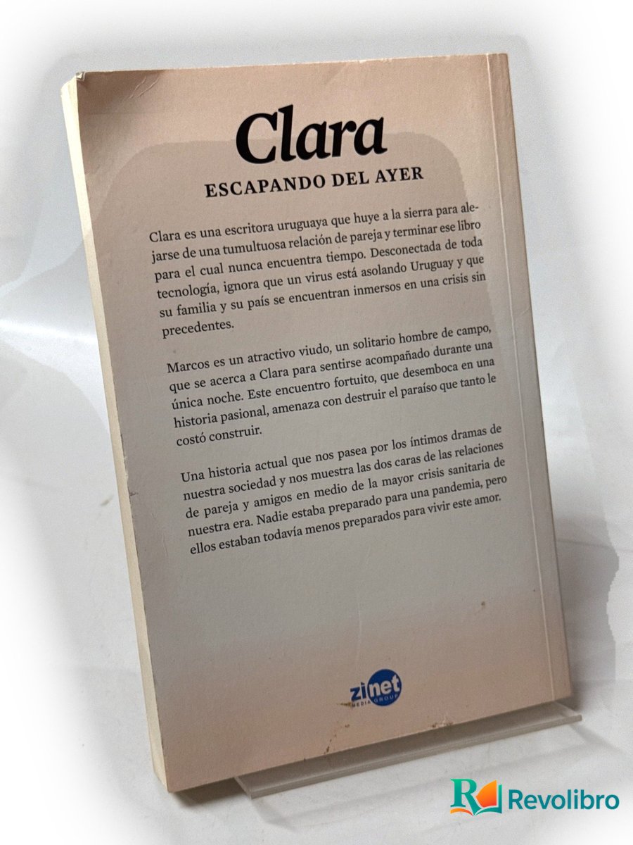 Foto 2 de Clara escapando del ayer de Silvia Zoller, libro de segunda mano