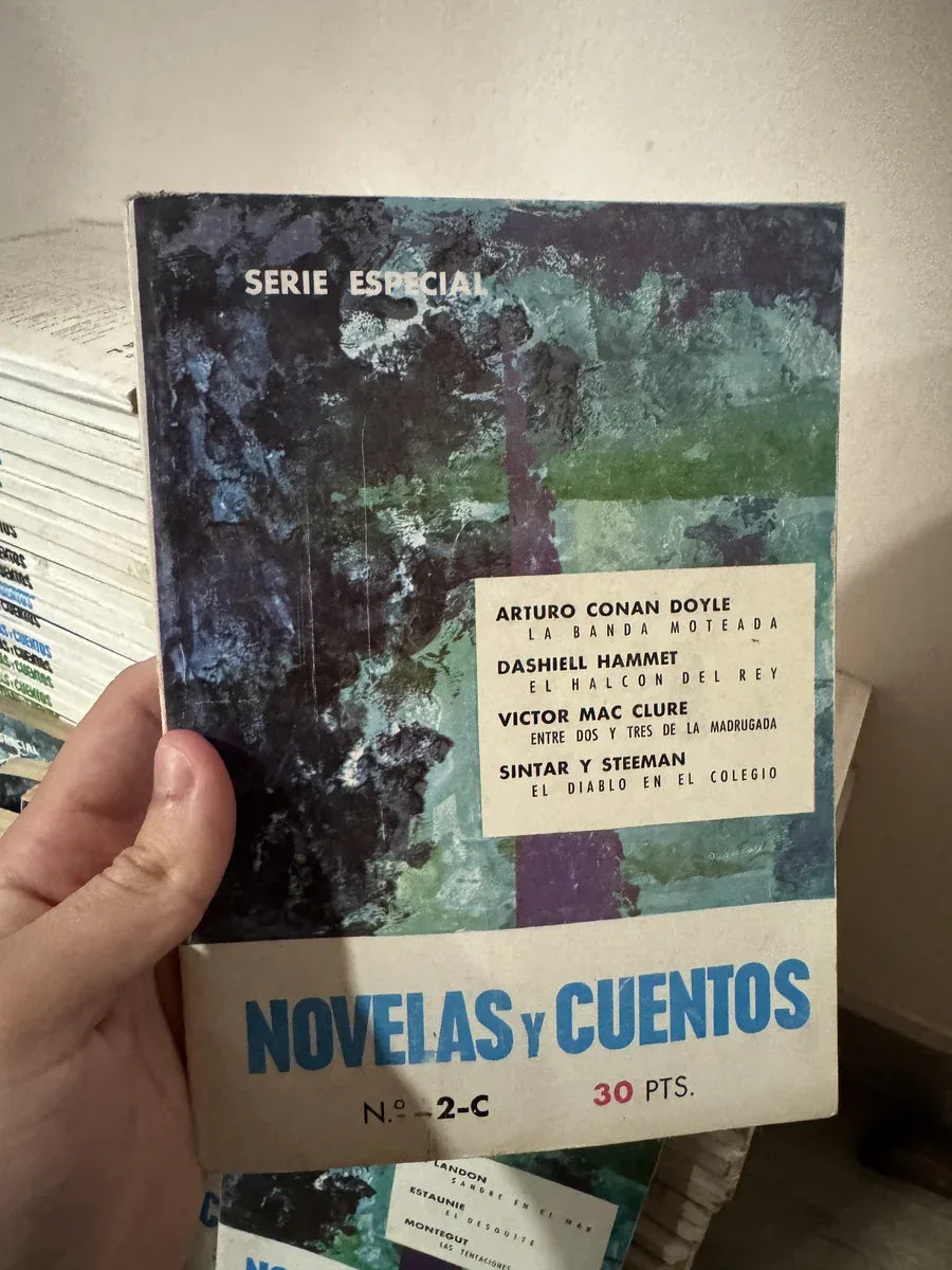 Foto 4 de Colección 70 tomos novelas y cuentos serie especial de Varios autores, libro de segunda mano