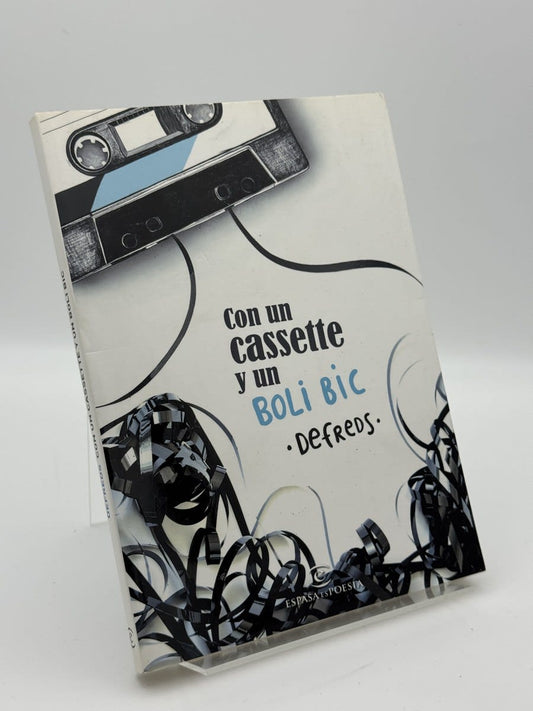 Portada de Con un cassette y un BOLI BIC de Defreds, libro de segunda mano