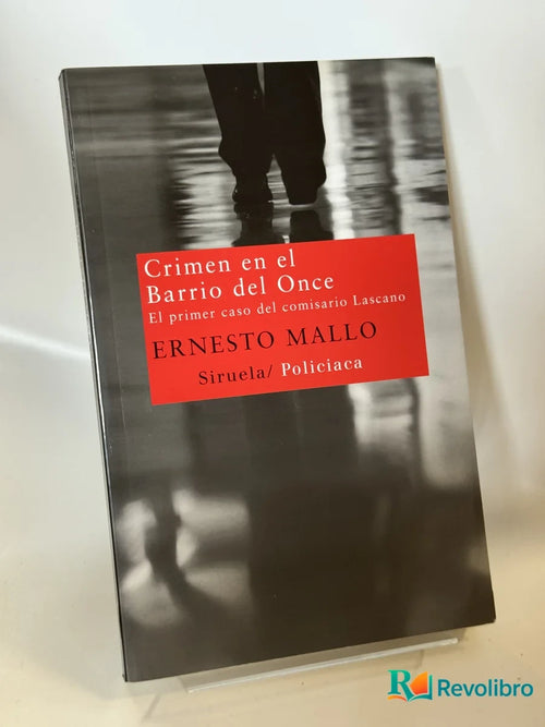 Portada de Crimen en el Barrio del Once de Ernesto Mallo, libro de segunda mano