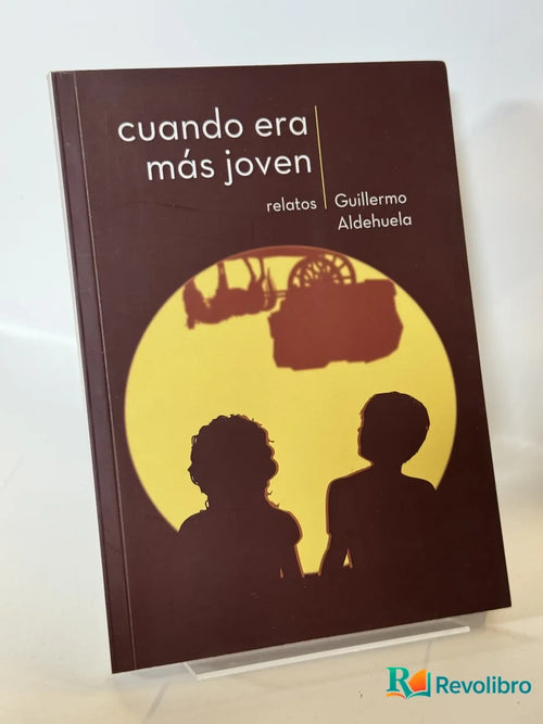 Portada de Cuando era más joven de Guillermo Aldehuela, libro de segunda mano