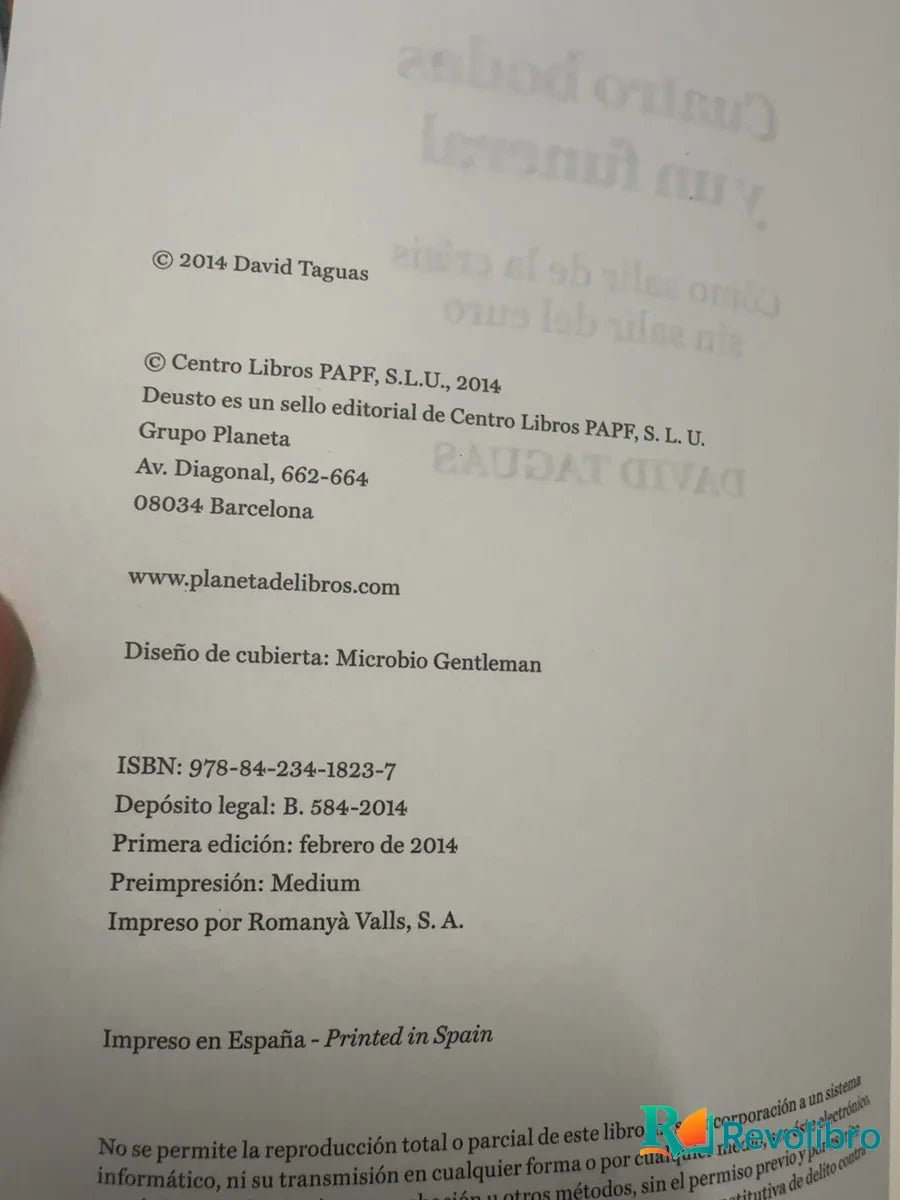 Foto 3 de Cuatro bodas y un funeral - 1ª edición de David Taguas Coejo, libro de segunda mano