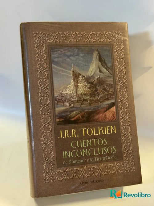 Portada de Cuentos inconclusos de Númenor y la Tierra Media de J.R.R. Tolkien, libro de segunda mano