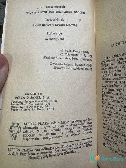 Foto 2 de De noche, bajo el puente de piedra de Leo Perutz, libro de segunda mano