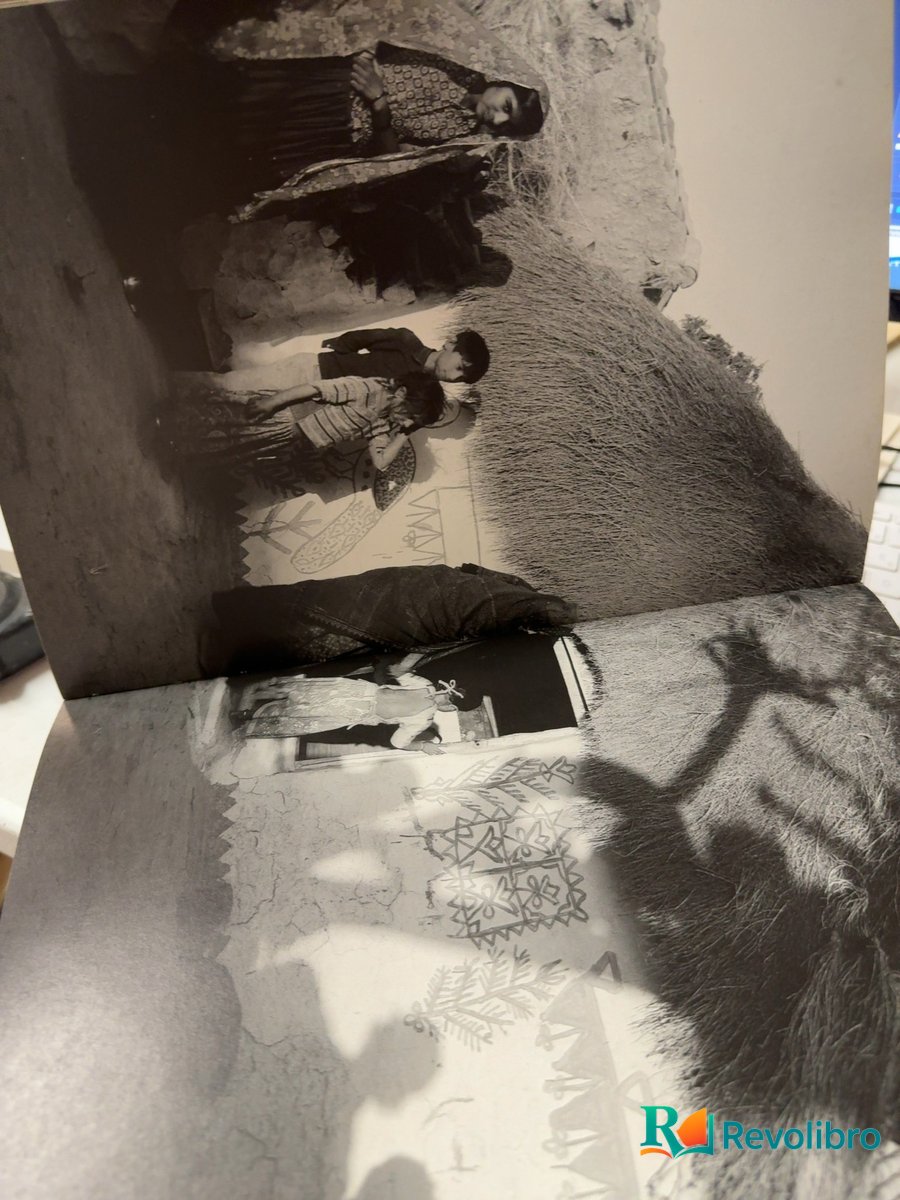 Foto 5 de Desert Village, Life & Crafts: Gujarat, Rajasthan de Hiroko Iwate, libro de segunda mano
