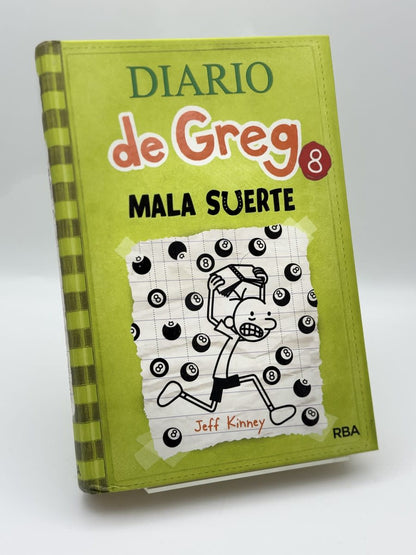 Portada de Diario de Greg 8: Mala suerte de Jeff Kinney, libro de segunda mano