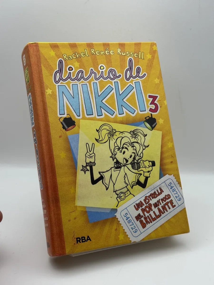 diario de nikki 3: una estrella del pop muy poco brillante de Rachel Renée Russell | Libro segunda mano - Portada