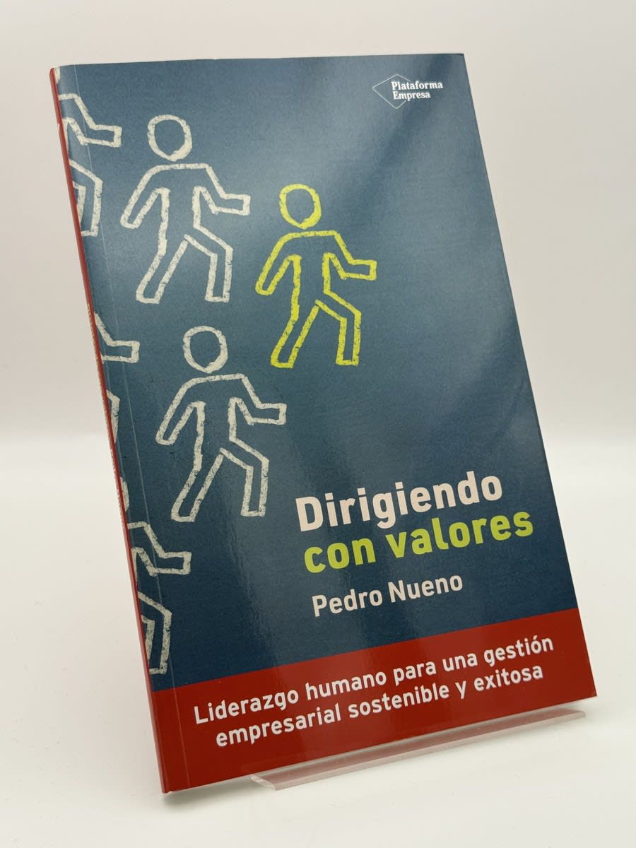Portada de Dirigiendo con valores - Pedro Nueno de Pedro Nueno, libro de segunda mano