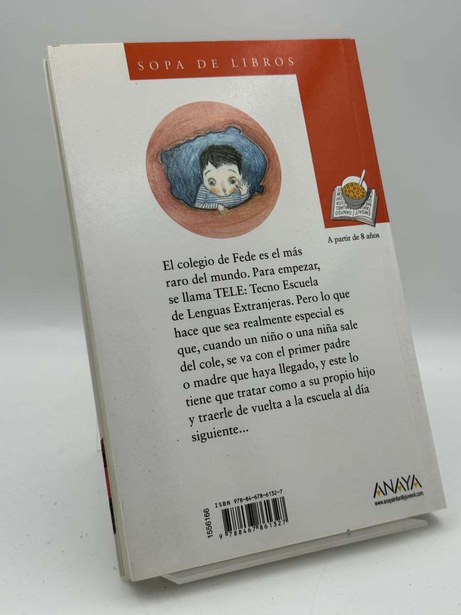Foto 2 de El colegio más raro del mundo de Pablo Aranda, libro de segunda mano