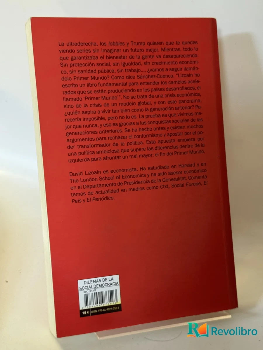 Foto 2 de El fin del primer mundo de David Lizoain Bennett, libro de segunda mano