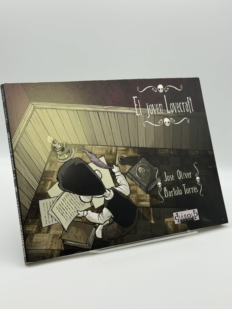Portada de El joven Lovecraft - José Oliver de José Oliver, libro de segunda mano