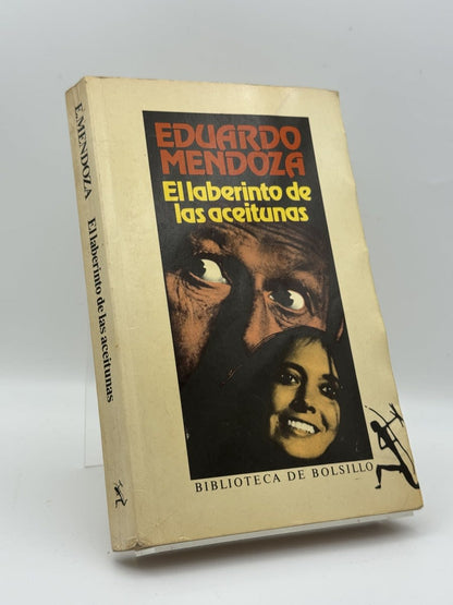 Portada de El laberinto de las aceitunas de Eduardo Mendoza, libro de segunda mano