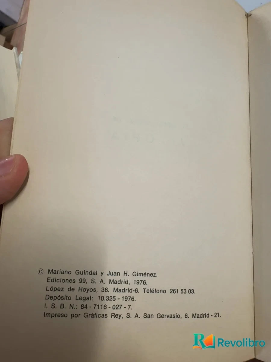 Foto 3 de El libro negro de Vitoria de Mariano Guindal y Juan H. Giménez, libro de segunda mano