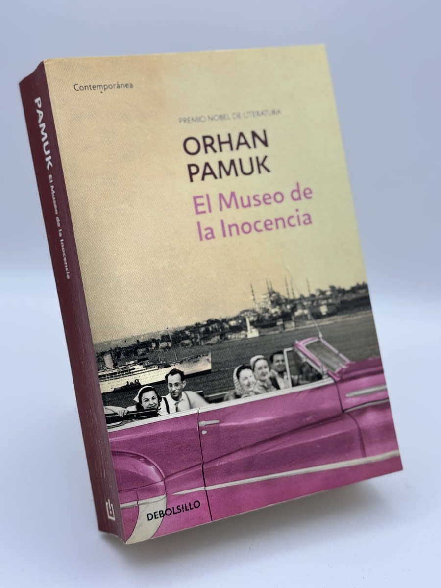 El museo de la inocencia - Portada