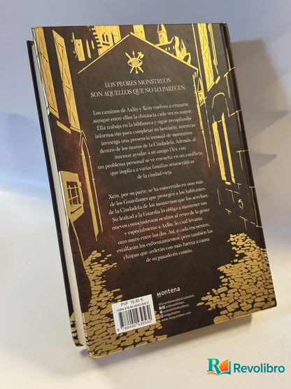 Foto 2 de El secreto de Xein de Laura Gallego, libro de segunda mano