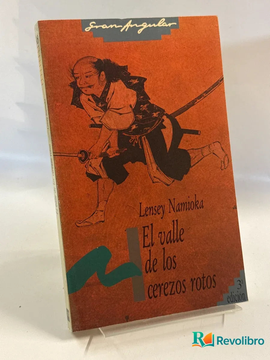 Portada de El valle de los cerezos rotos de Lensey Namioka, libro de segunda mano