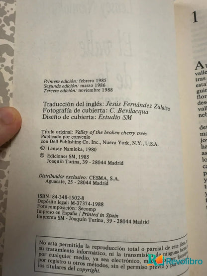 Foto 3 de El valle de los cerezos rotos de Lensey Namioka, libro de segunda mano