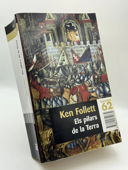 Portada de Els pilars de la Terra de Ken Follett, libro de segunda mano