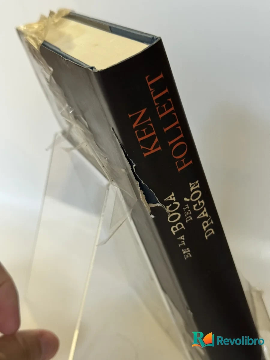 Foto 2 de En la boca del dragón de Ken Follett, libro de segunda mano