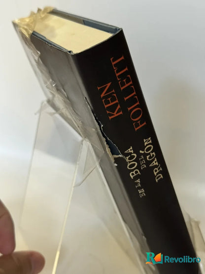 Foto 2 de En la boca del dragón de Ken Follett, libro de segunda mano