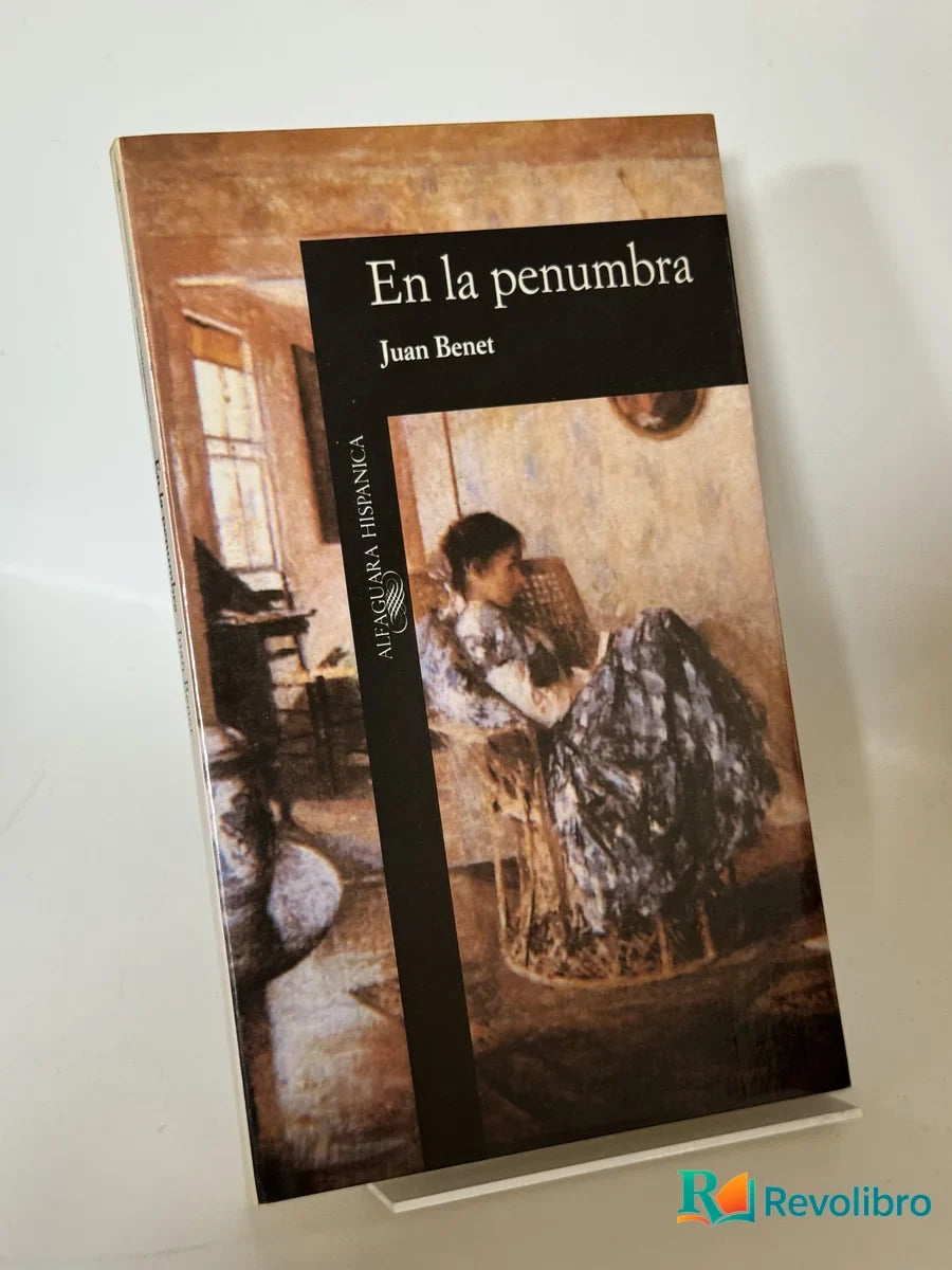 Portada de En la penumbra de Juan Benet, libro de segunda mano