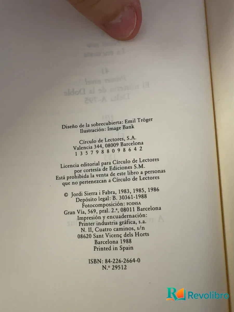 Foto 2 de En un lugar llamado Tierra - 1ª edición de Jordi Sierra i Fabra, libro de segunda mano
