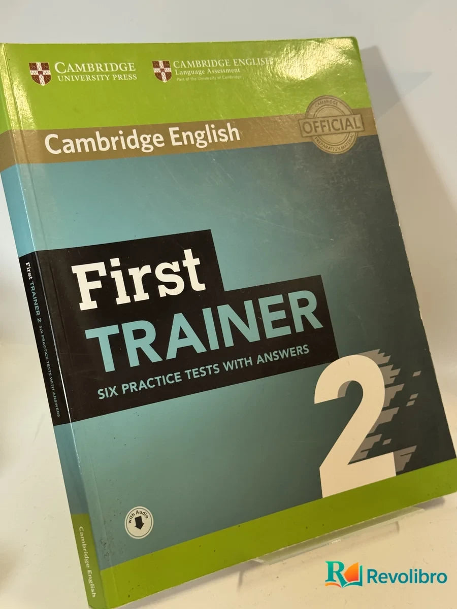 Portada de First Trainer 2 de Cambridge University Press, libro de segunda mano