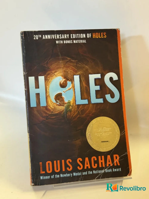 Portada de Holes de Louis Sachar, libro de segunda mano