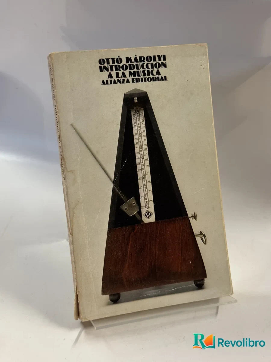 Portada de Introducción a la música de Ottó Károlyi, libro de segunda mano